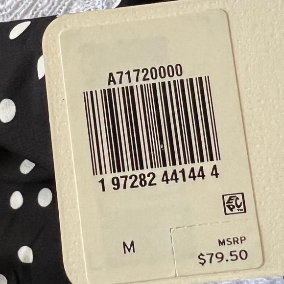 NWT Levi’s black & white polka dot cropped v-neck blouse size medium. - Picture 3 of 3